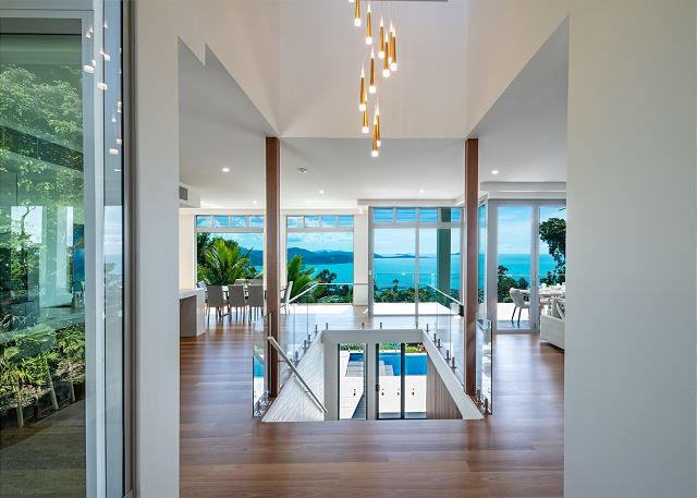 CoralAir Whitsundays