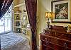 1st Floor Queen bedroom