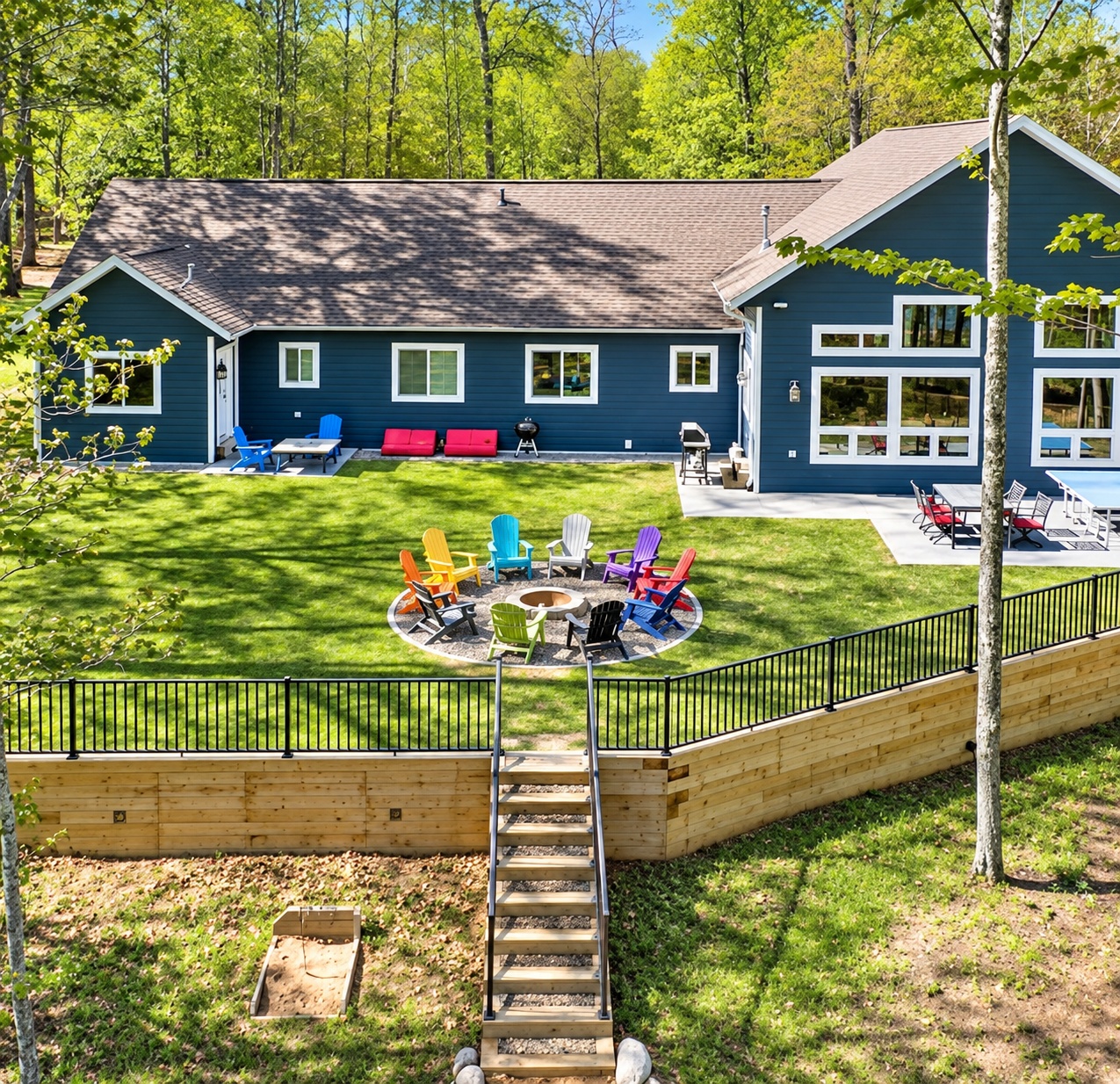 Sunset Lodge | Photo 1