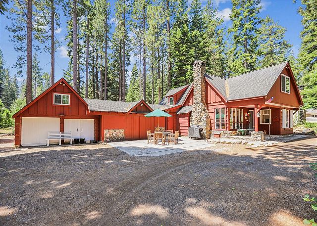 Reynolds Charming West Shore Cabin