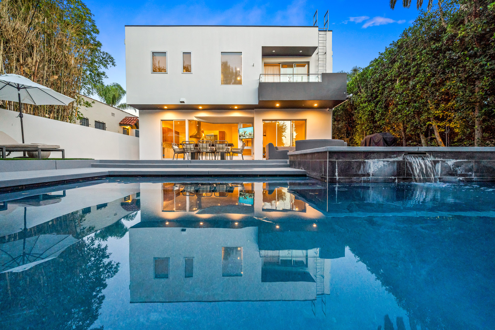 The Beverly Villa