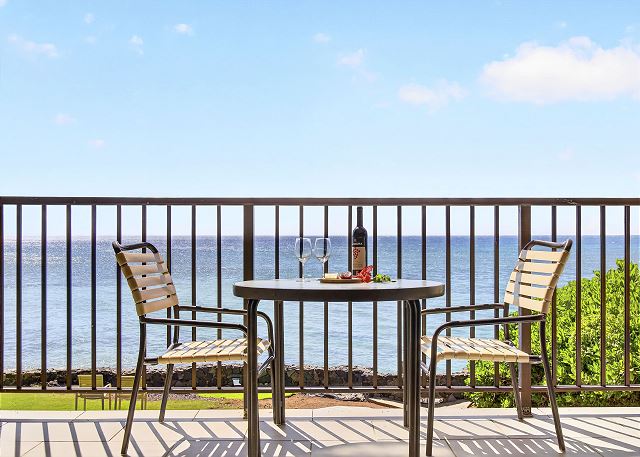 Oceanfront Corner Getaway — Bright, Breezy One-Bedroom