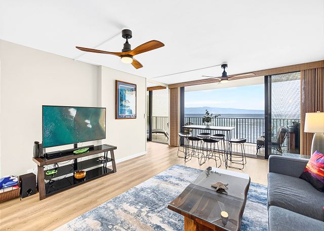 New Luxury Retreat  Vast Ocean Views & Huge Lanai