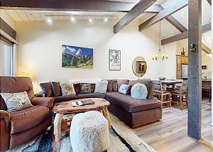 Mammoth Estates #126