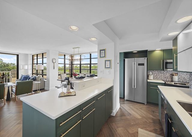 South Seas Tower 4-303