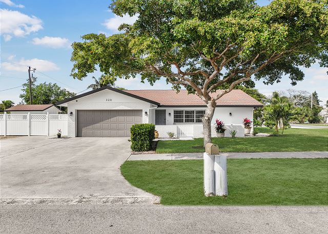 320 Marco Lake Drive 2