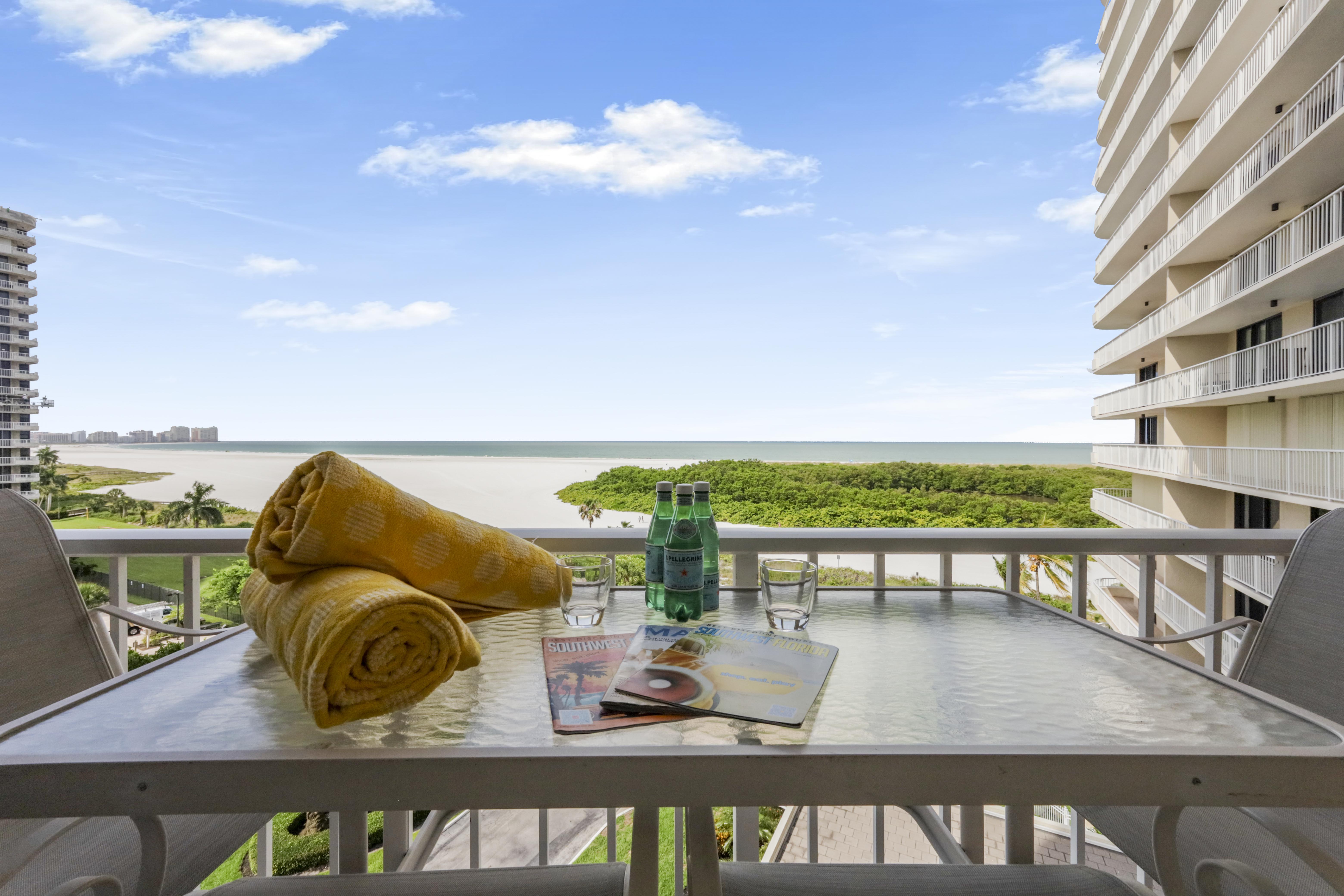 Beachfront Oasis With Modern Amenities - Serene Tropical Haven - Marco Island, FL