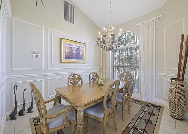 1611 Almeria Court 5
