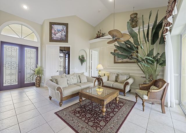 1611 Almeria Court 2