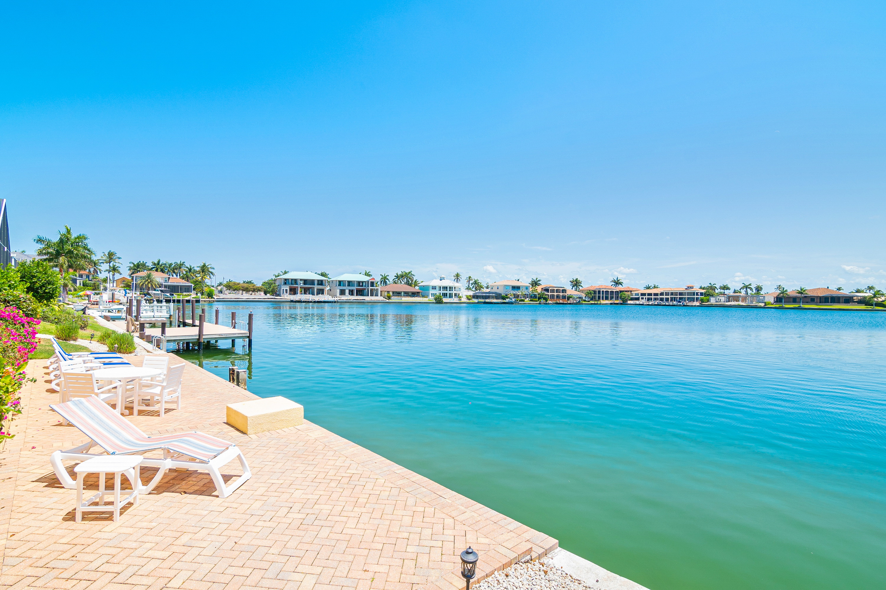Heated Pool And Hot Tub With Waterway Access - Exquisite Tropical Haven - Marco Island, FL
