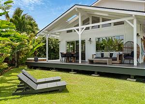 With a wrap around lanai