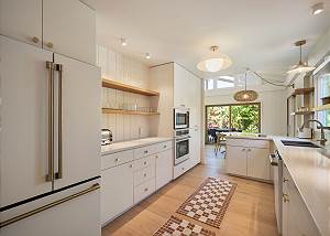 Lots of space for working in the kitchen