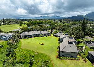 Aerial shot facing Pali Ke Kua #141 on the right
