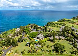 Pali Ke Kua on the bluff