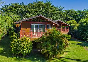 Hale Koolau is a comfortable Island Getaway.