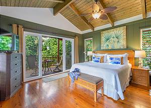 Beautiful Master Bedroom with a King Bed and A/C