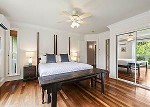 Downstairs guest bedroom 1 