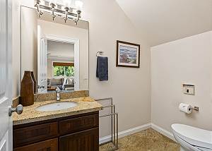 Guest bath (half) downstairs