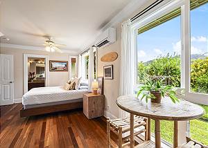 Downstairs guest bedroom 2