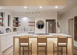 The lighting details are gorgeous