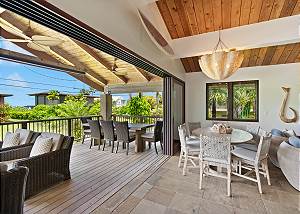 Open indoor/outdoor dining