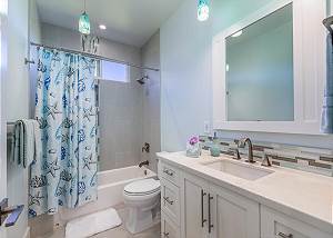 Hallway Bathroom with soaking tub