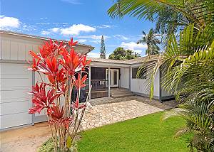 Adorable Hawaiian Home