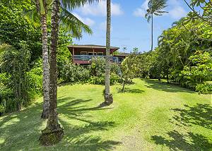 Front entrance from the parking lot leading to the home