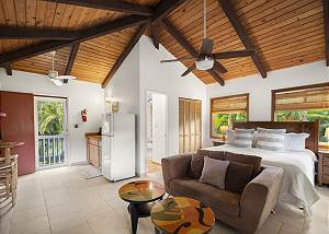Gorgeous layout with en suite bathroom