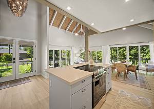 Enjoy the use of the kitchen while enjoying the views