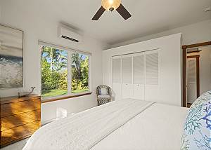 Great garden views and AC