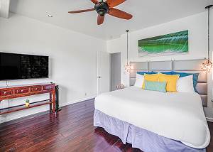 Guest bedroom