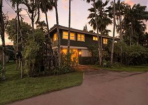 Malapua Hanalei at twilight