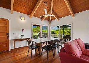 Spacious open flow concept