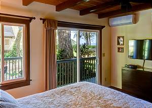 Private lanai access and A/C