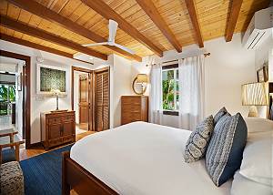 Guest bedroom