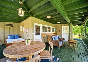 With ample seating to mix up the views and comfort