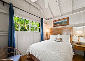 Comfortable Queen size bed for sweet dreams