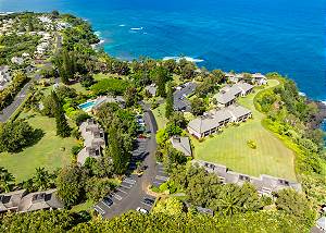 Aerial view of Pali Ke Kua