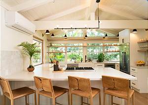 Kitchen seating 