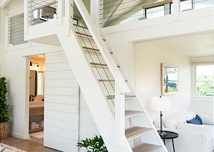 Steps to the office loft 