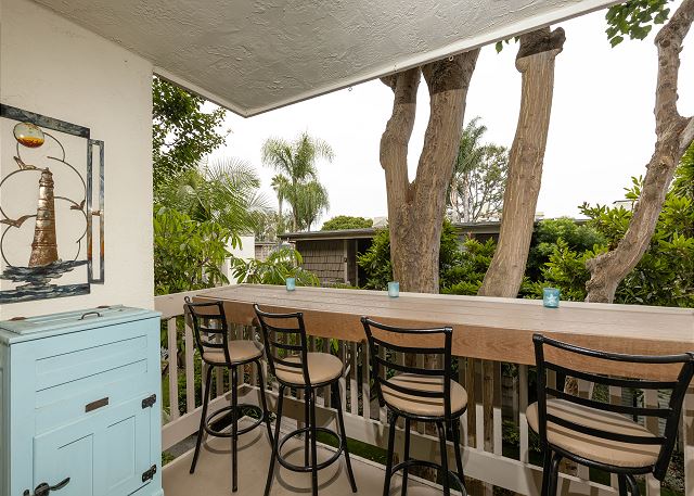 G106 Flip Flop Inn 6