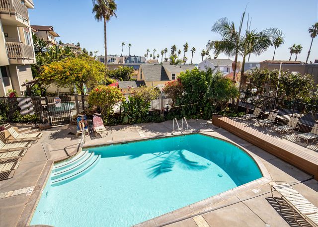 A21 Seashore Cottage 3