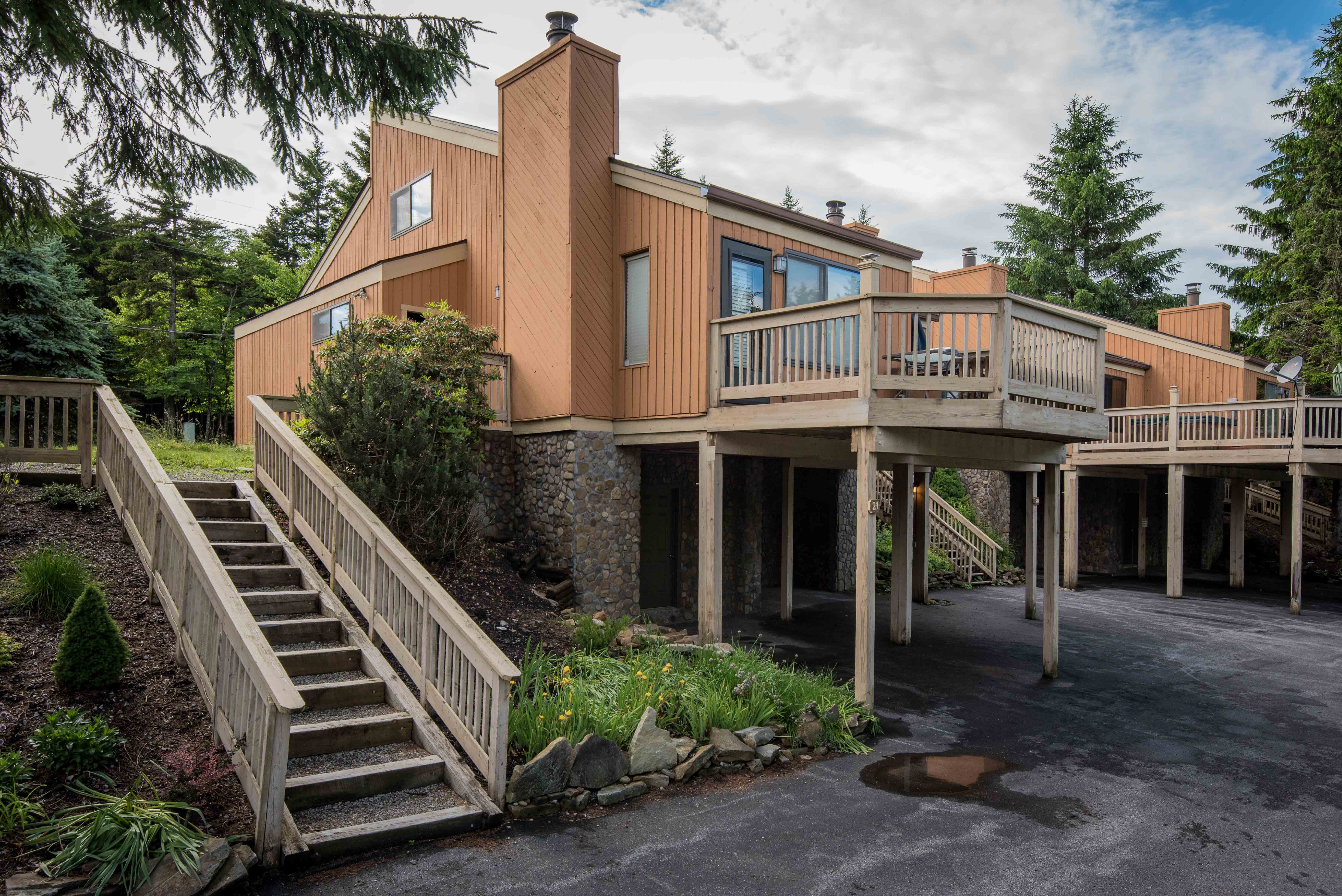 Wabasso 21 Snowshoe Rentals