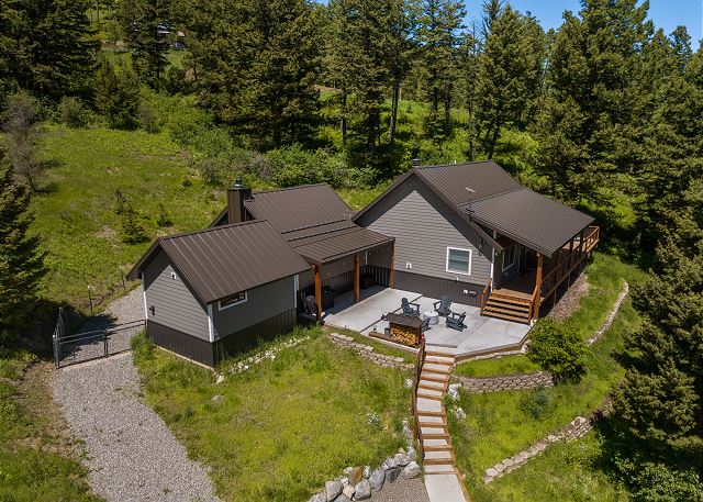 Lazy K Vacation Home on the Madison River