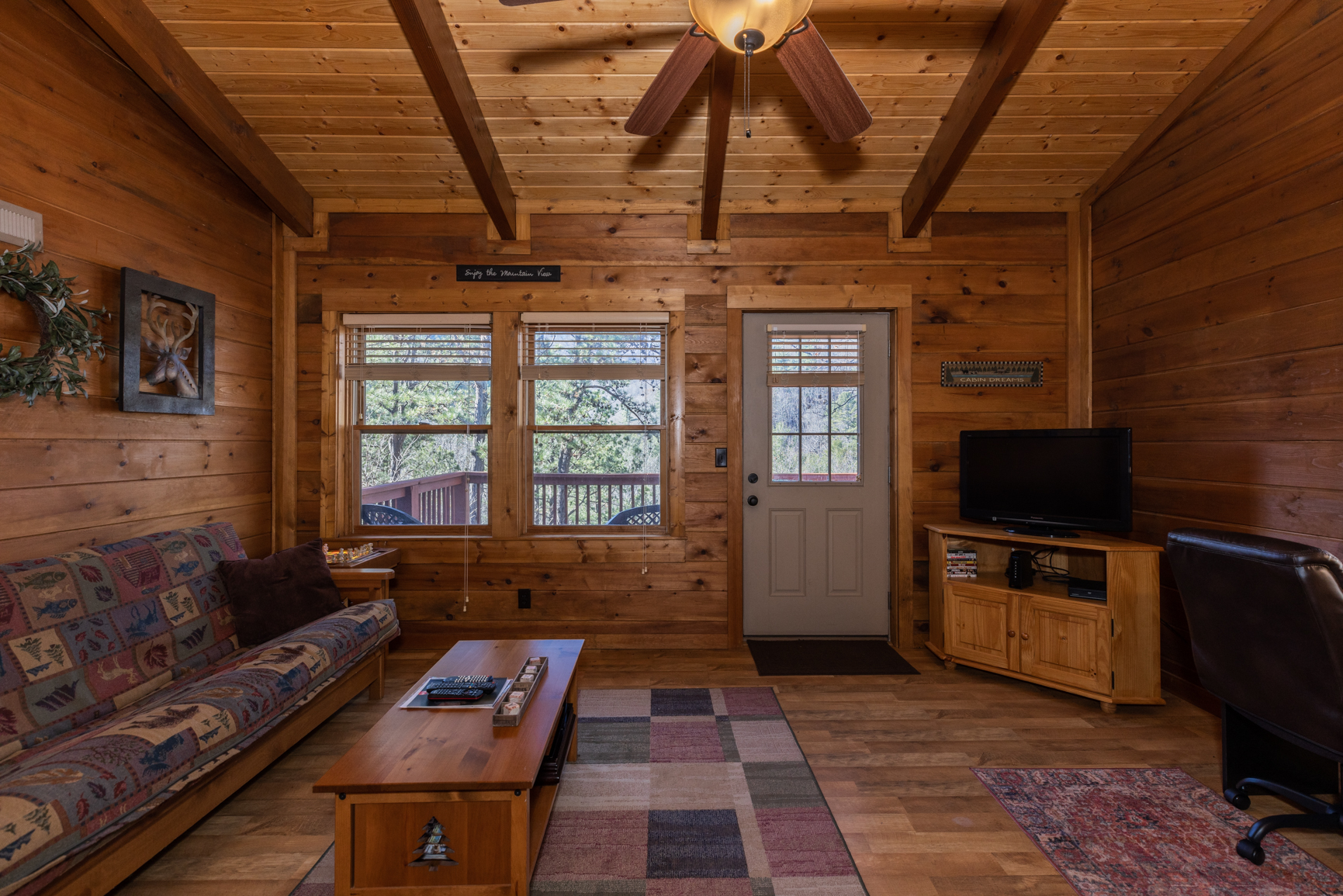 Top Floor Loft and office area