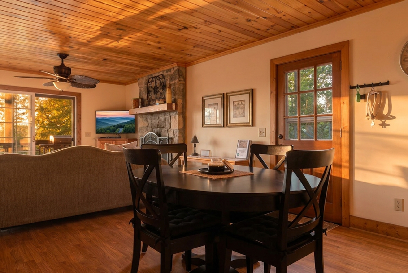Horseshoe Haven - Powder Horn Mountain | Photo 17