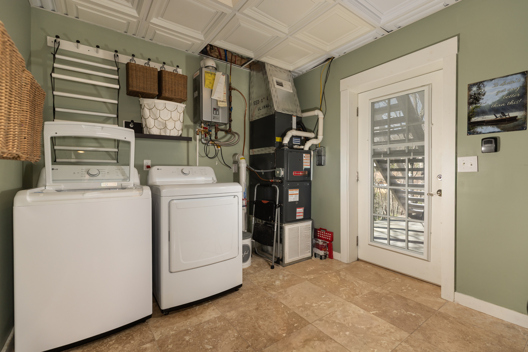 Lakin' it Easy! - Powder Horn Mountain | Photo 60