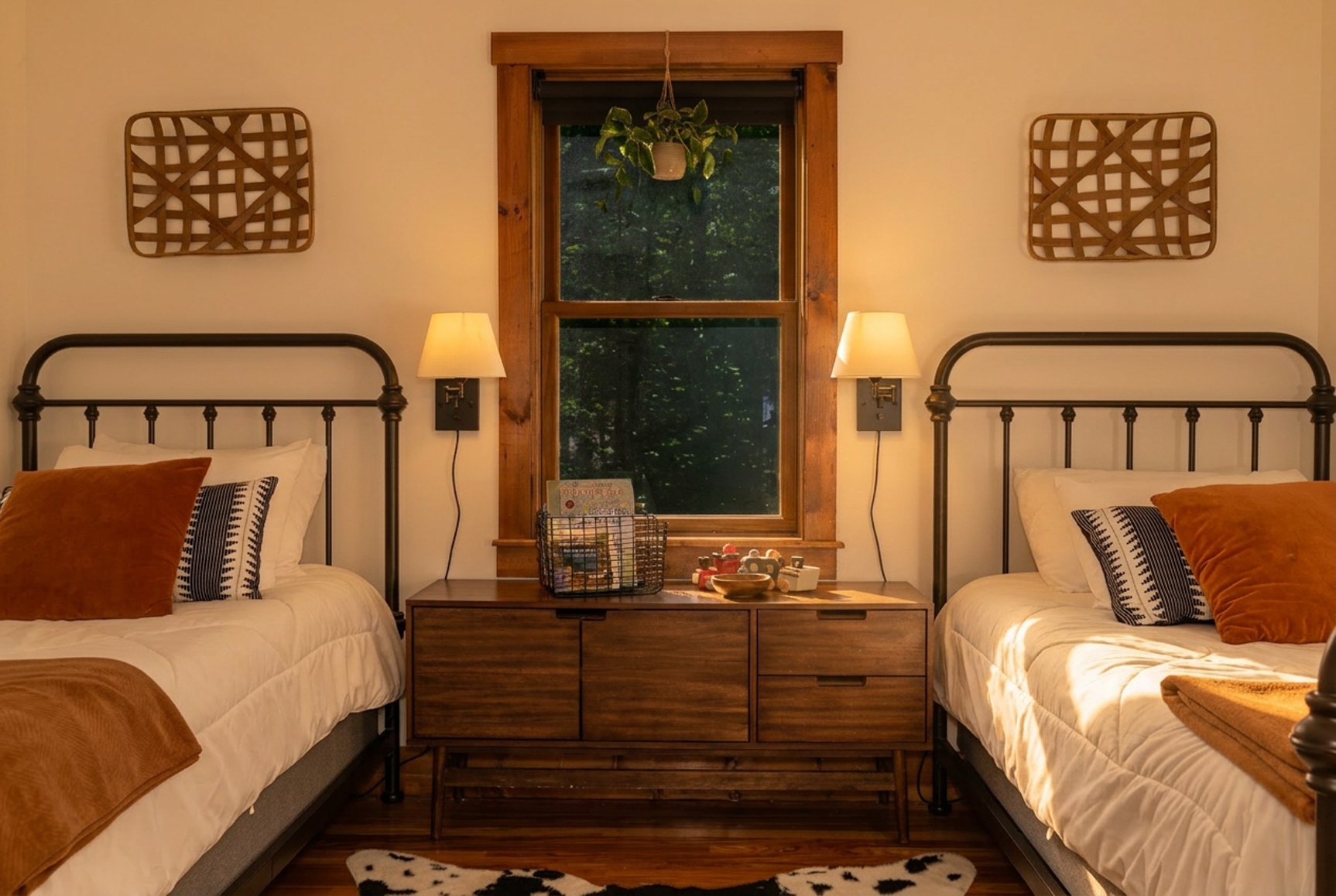 2 twin beds bedroom 