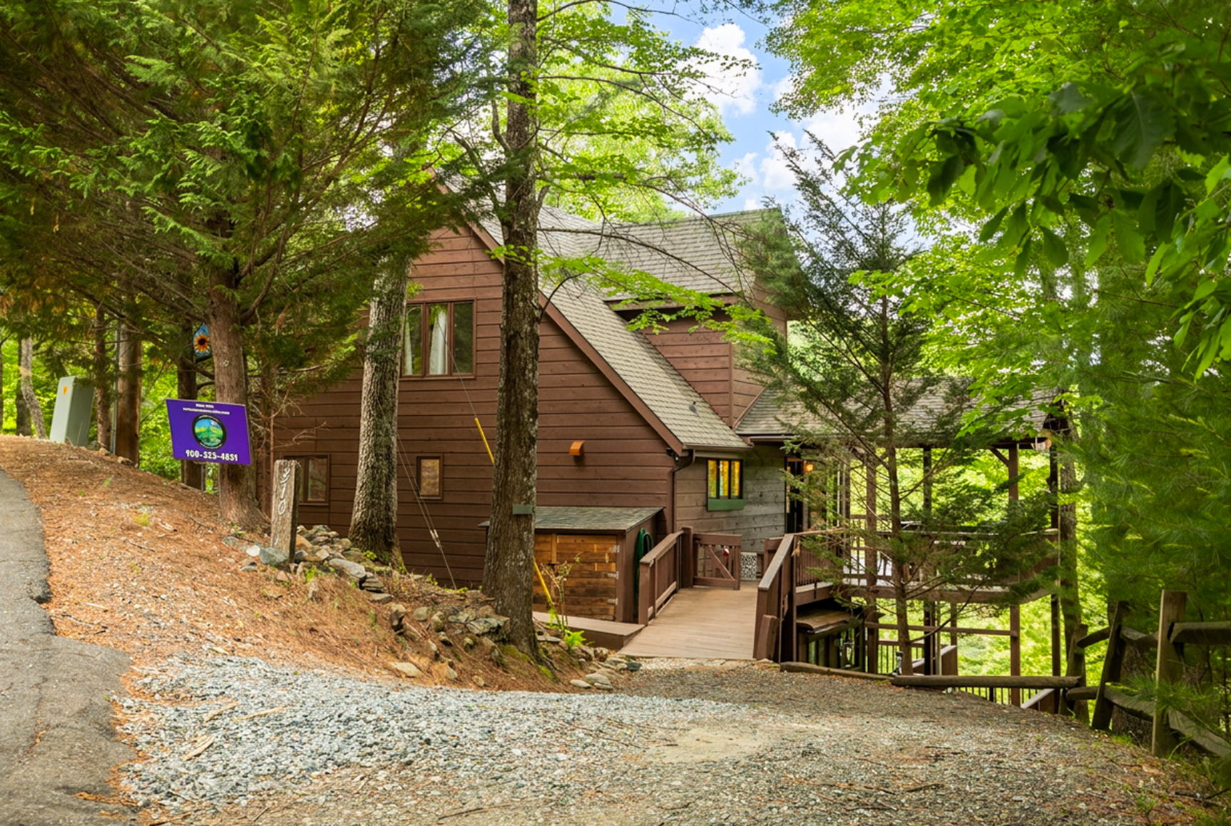 MsBeeHavin' - Powder Horn Mountain | Photo 2